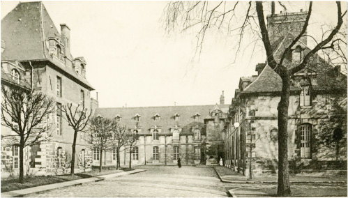 Old picture of the Paris Saint-Louis hospital